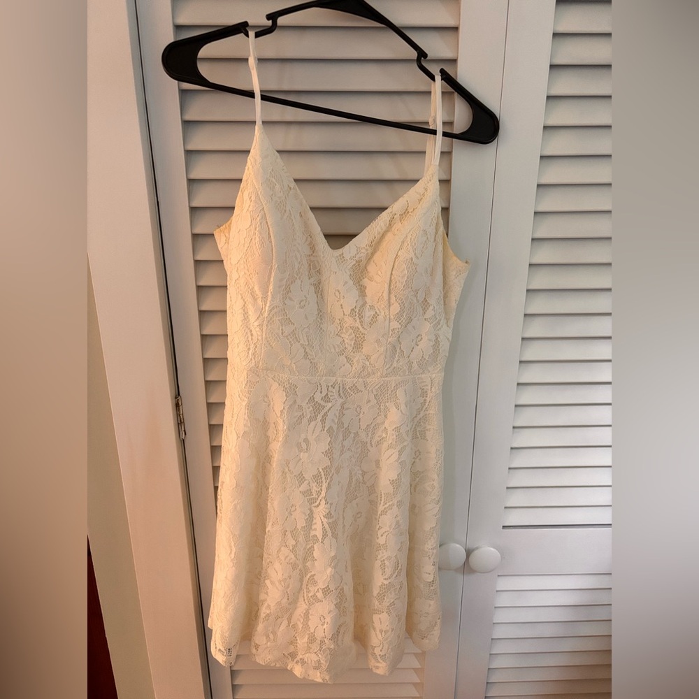 Elegant Lace Spaghetti Strap white Dress